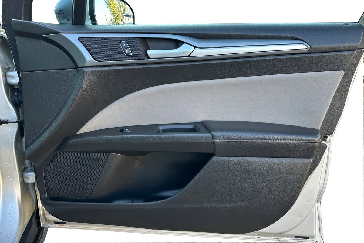 Used 2016 Ford Fusion S image 20