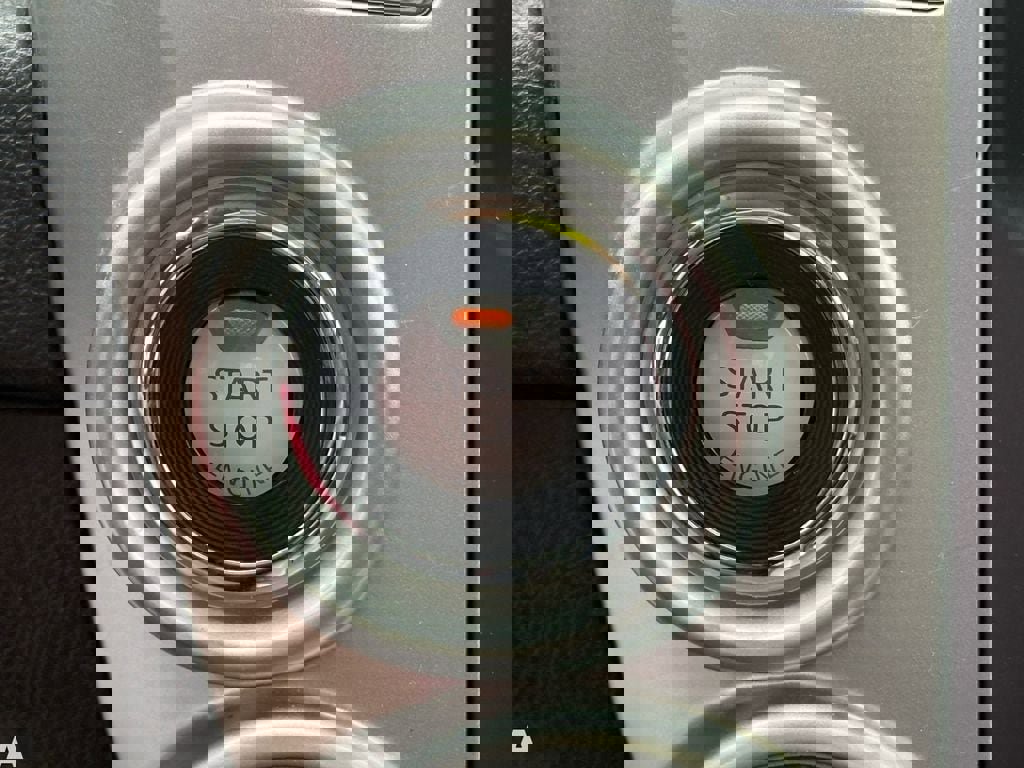 Used 2017 Nissan Titan PRO-4X image 25