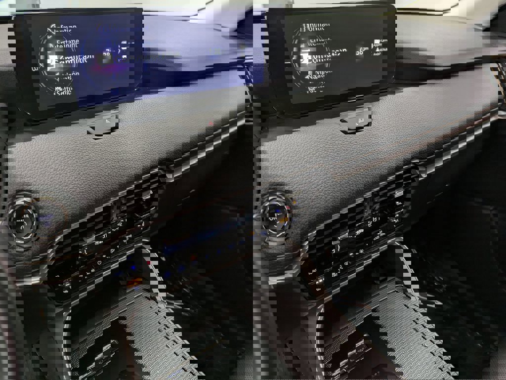 Certified 2024 MAZDA CX-90 Plug-In Hybrid w/ Preferred image 10