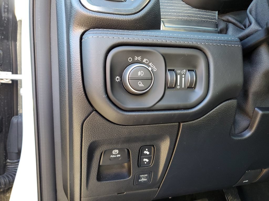 Used 2019 RAM 1500 Limited AWD/4WD image 22