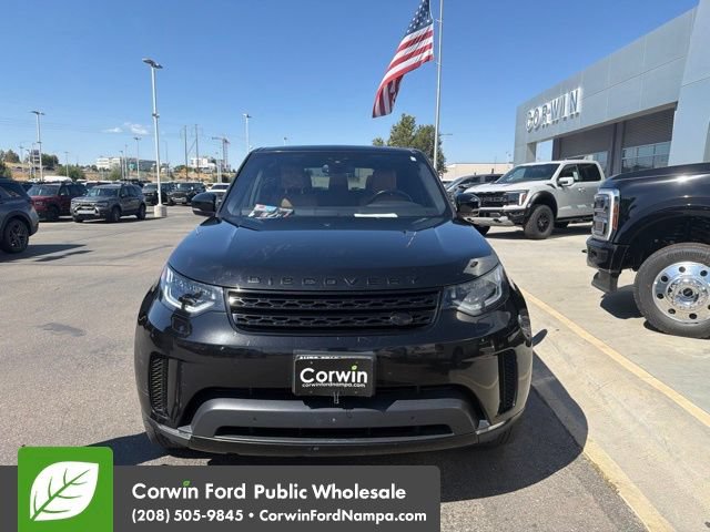 Used 2017 Land Rover Discovery HSE Luxury AWD/4WD image 2