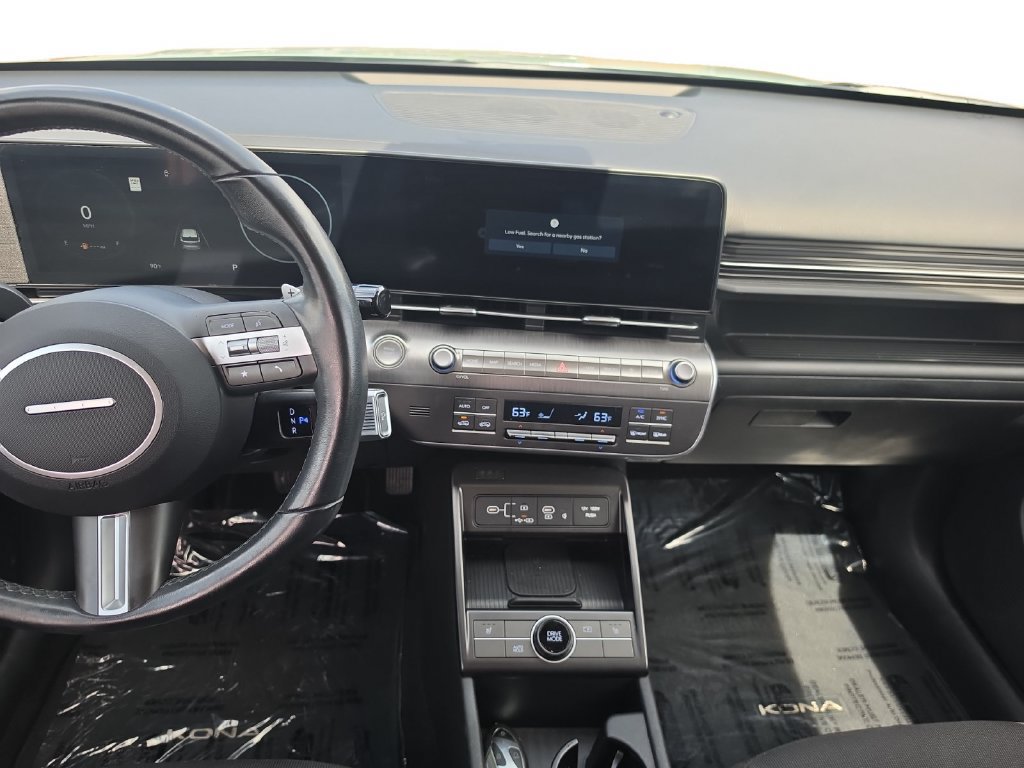 Certified 2024 Hyundai Kona SEL w/ Convenience Package FWD image 13