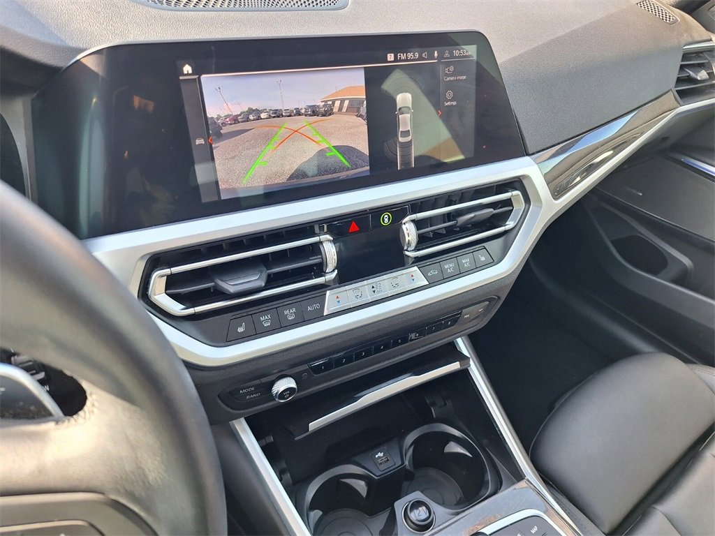Used 2020 BMW 330i Sedan w/ Driving Assistance Package image 18