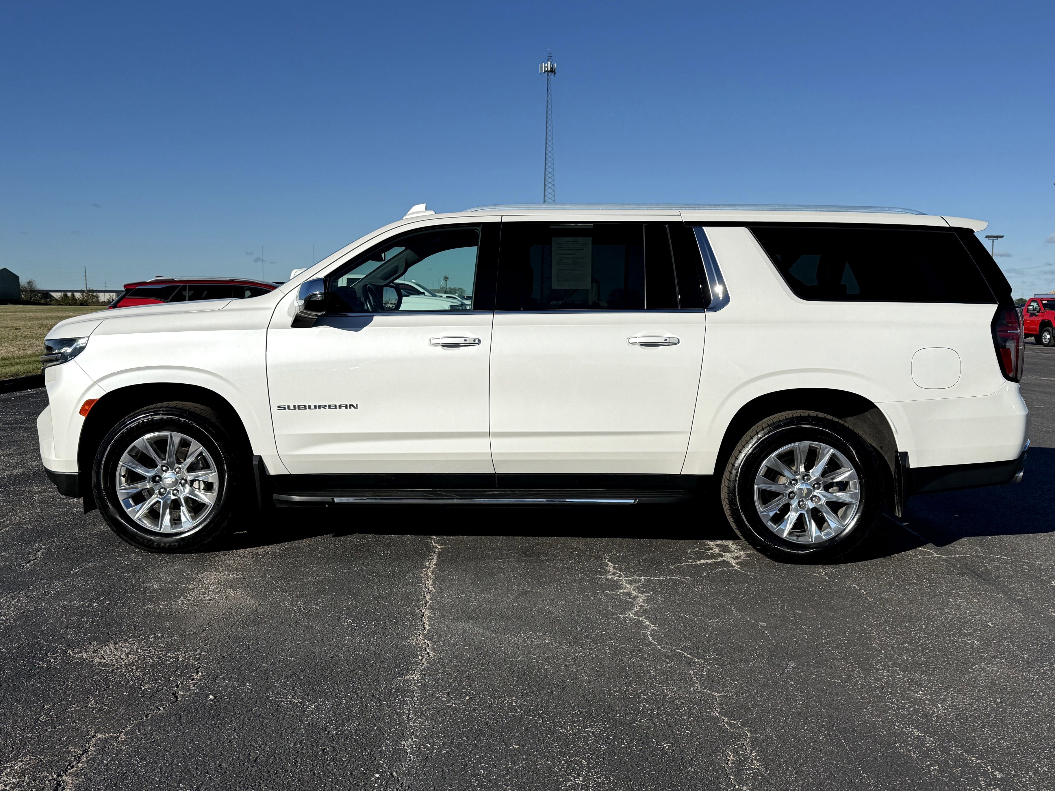 Used 2021 Chevrolet Suburban Premier image 6