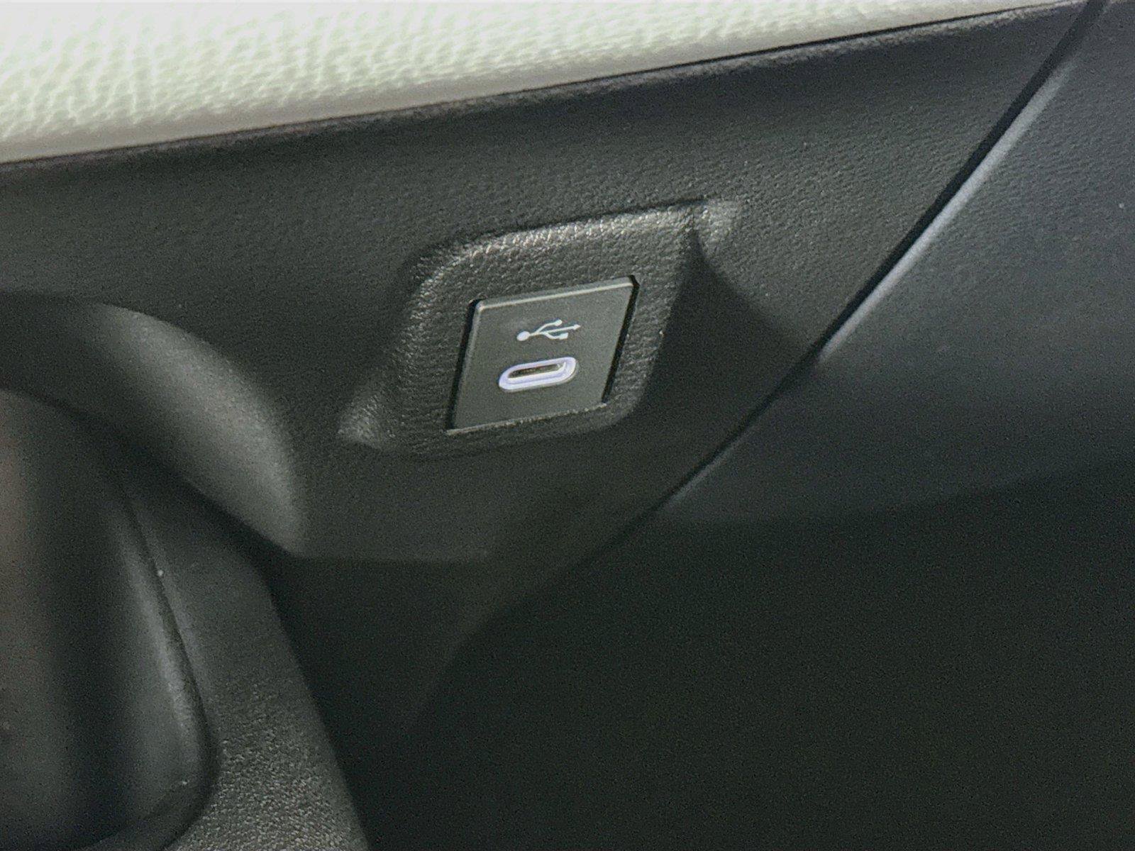 Used 2026 Toyota Corolla SE FWD image 25