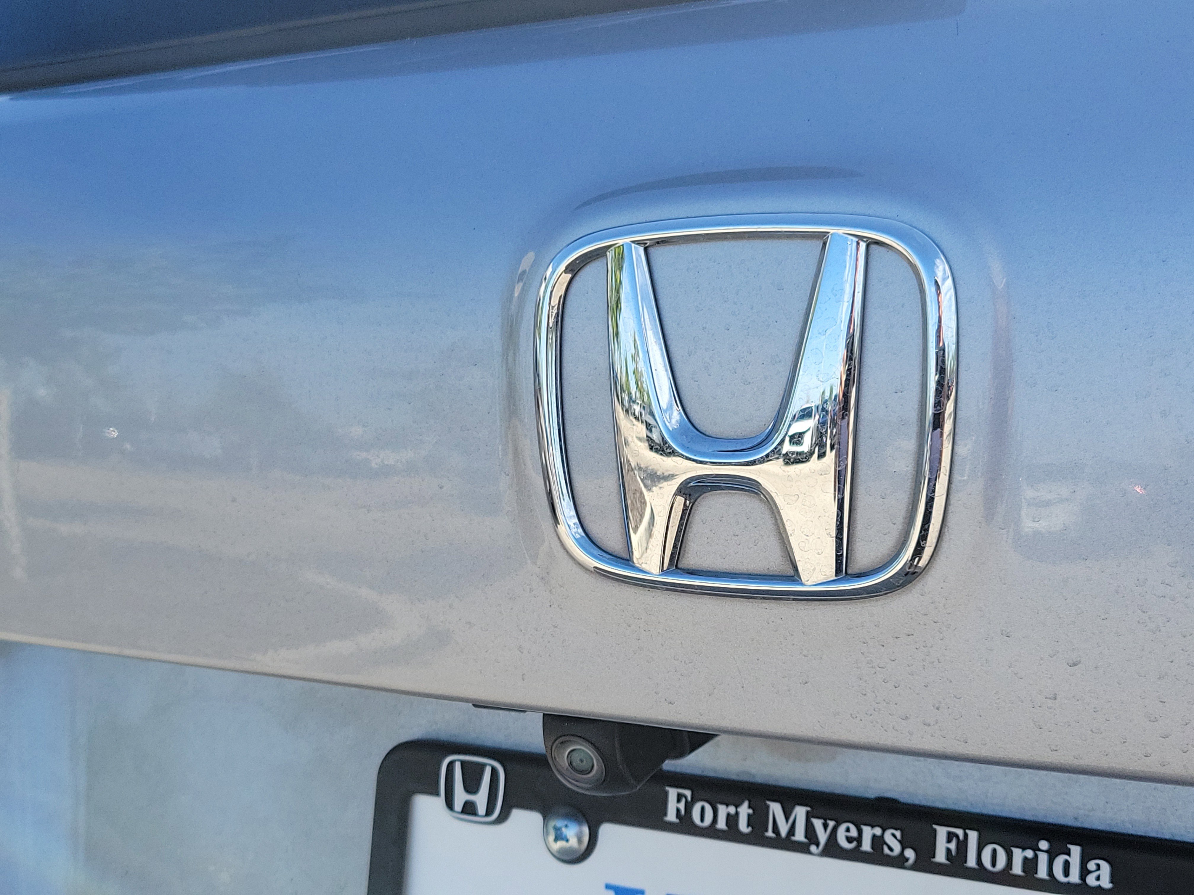 Used 2019 Honda Pilot Touring image 11