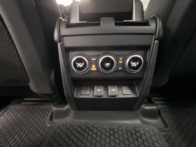 Used 2023 Land Rover Defender 130 X AWD/4WD image 22