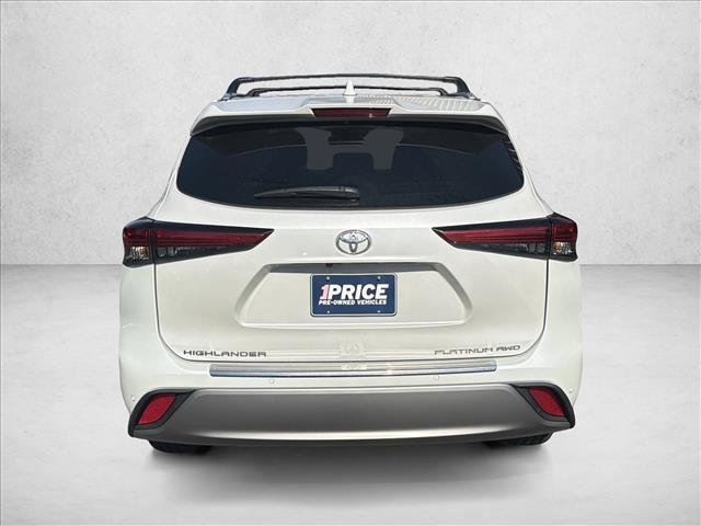 Used 2022 Toyota Highlander Platinum AWD/4WD image 6