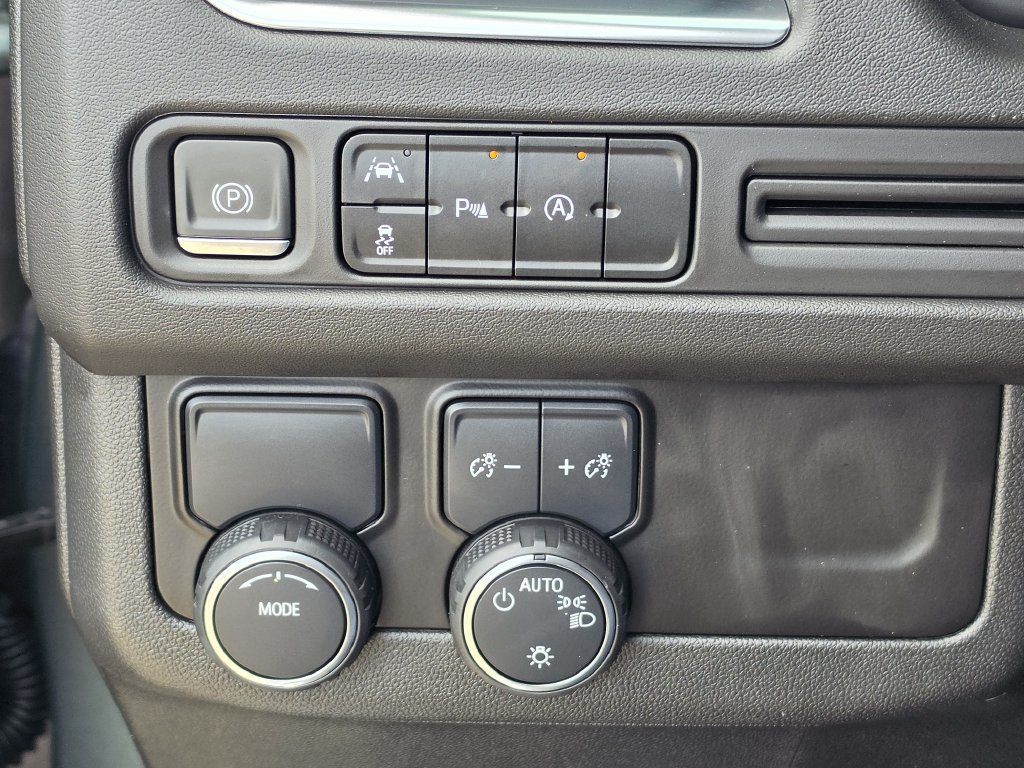 Used 2024 Chevrolet Tahoe LT RWD image 24