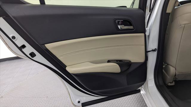 Used 2018 Acura ILX FWD image 16