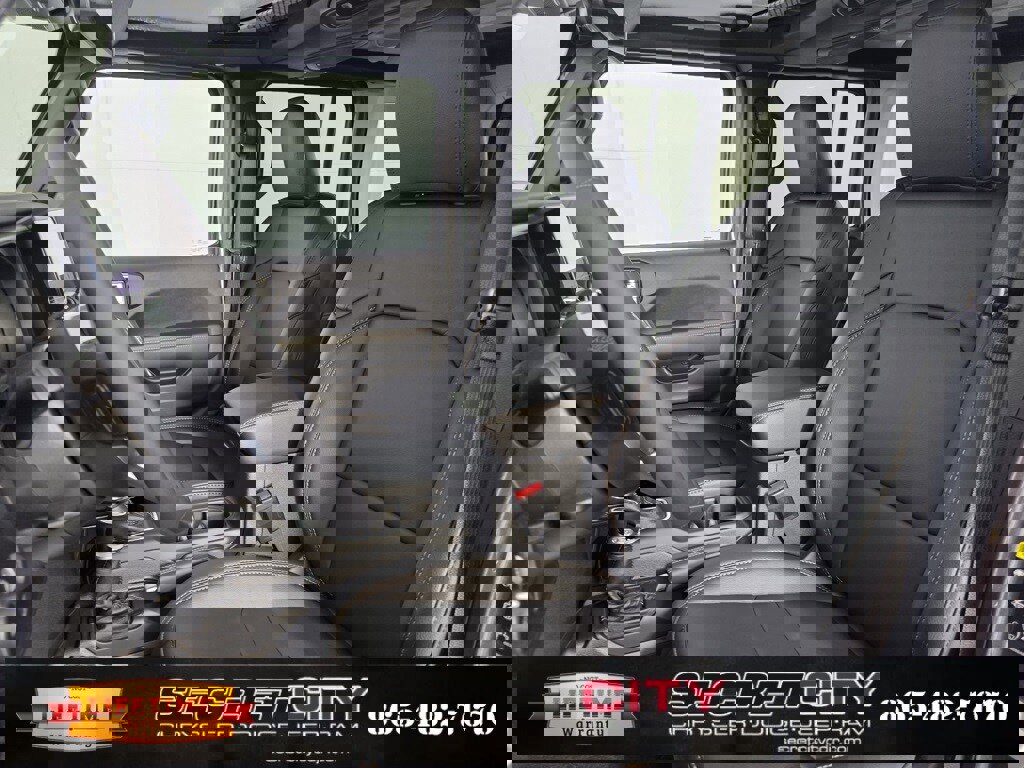 New 2025 Jeep Wrangler Unlimited Sahara image 10