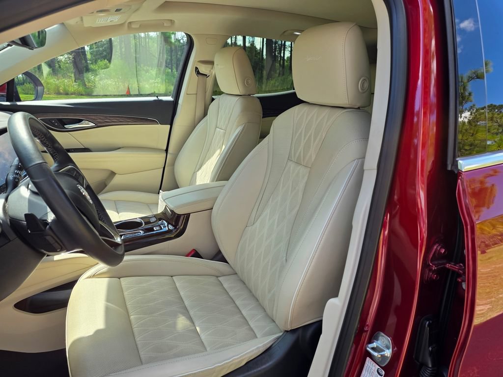 Used 2023 Buick Envision Avenir FWD image 15