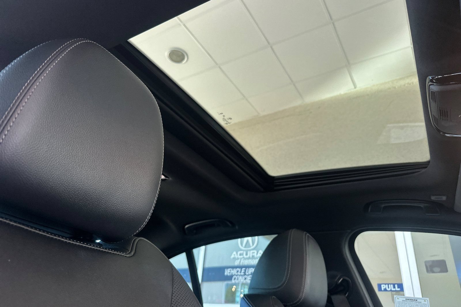 Used 2024 BMW 330e RWD image 16