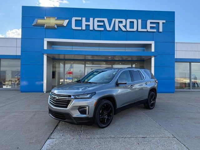 Used 2023 Chevrolet Traverse LT w/ LPO, Floor Liner Package