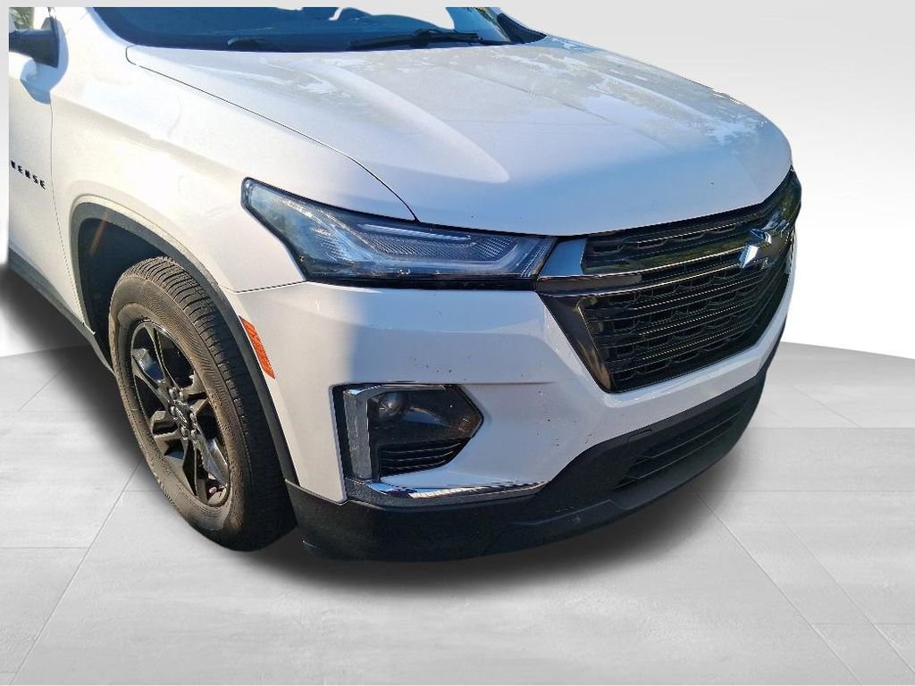 Used 2022 Chevrolet Traverse LT FWD image 7