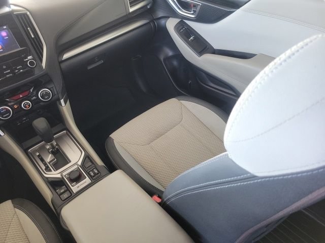 Used 2019 Subaru Forester Premium AWD/4WD image 16
