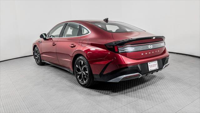 Used 2025 Hyundai Sonata SEL FWD image 6