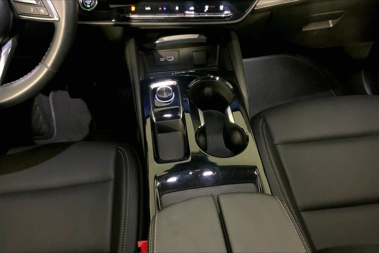 Used 2024 Buick Envision Preferred AWD/4WD image 18