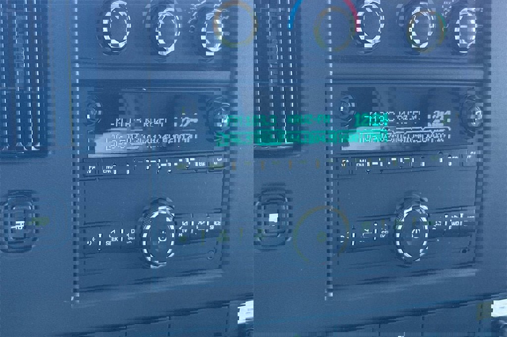 New 2024 Chevrolet Express 3500 w/ Power Convenience Package image 17