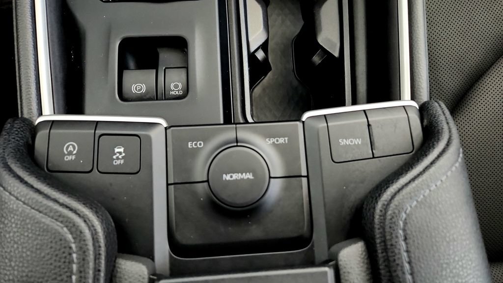 Certified 2025 Toyota Grand Highlander FWD image 43