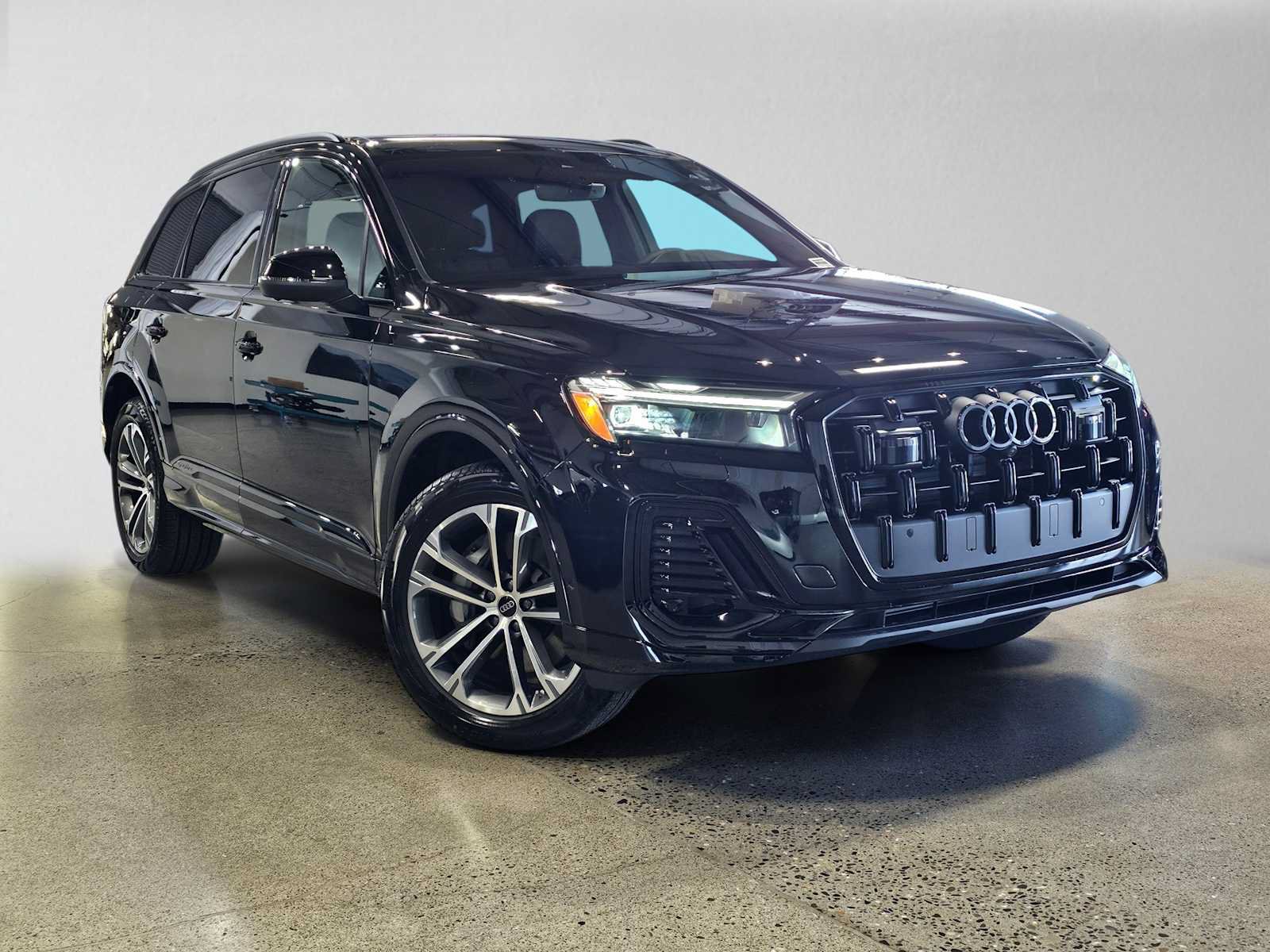 New 2026 Audi Q7 2.0T Premium