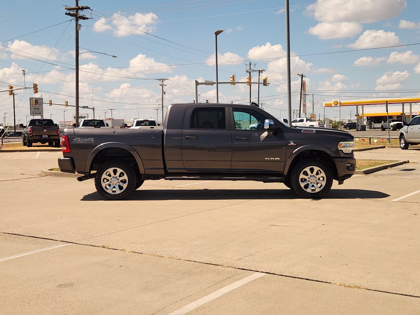 Used 2021 RAM 2500 Laramie AWD/4WD image 7