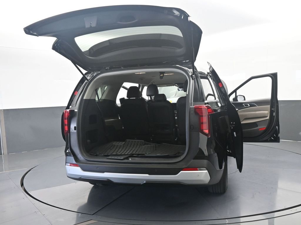 Used 2025 Kia Carnival image 72