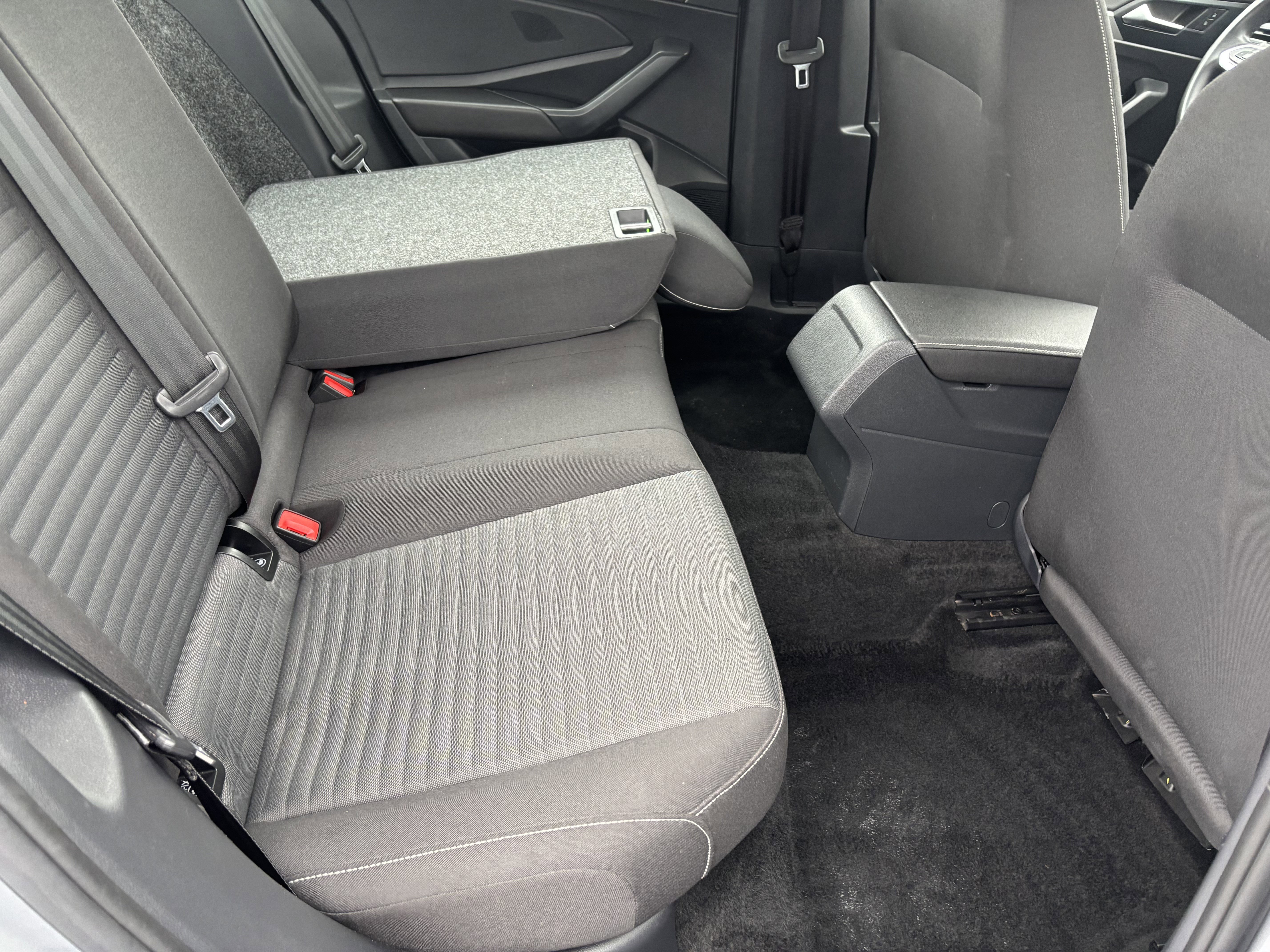 Used 2024 Volkswagen Jetta S image 29