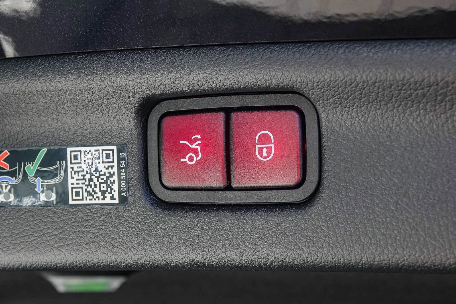 New 2024 Mercedes-Benz C 63 AMG S image 29