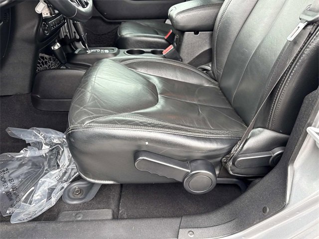 Used 2015 Jeep Wrangler Unlimited Sahara image 11