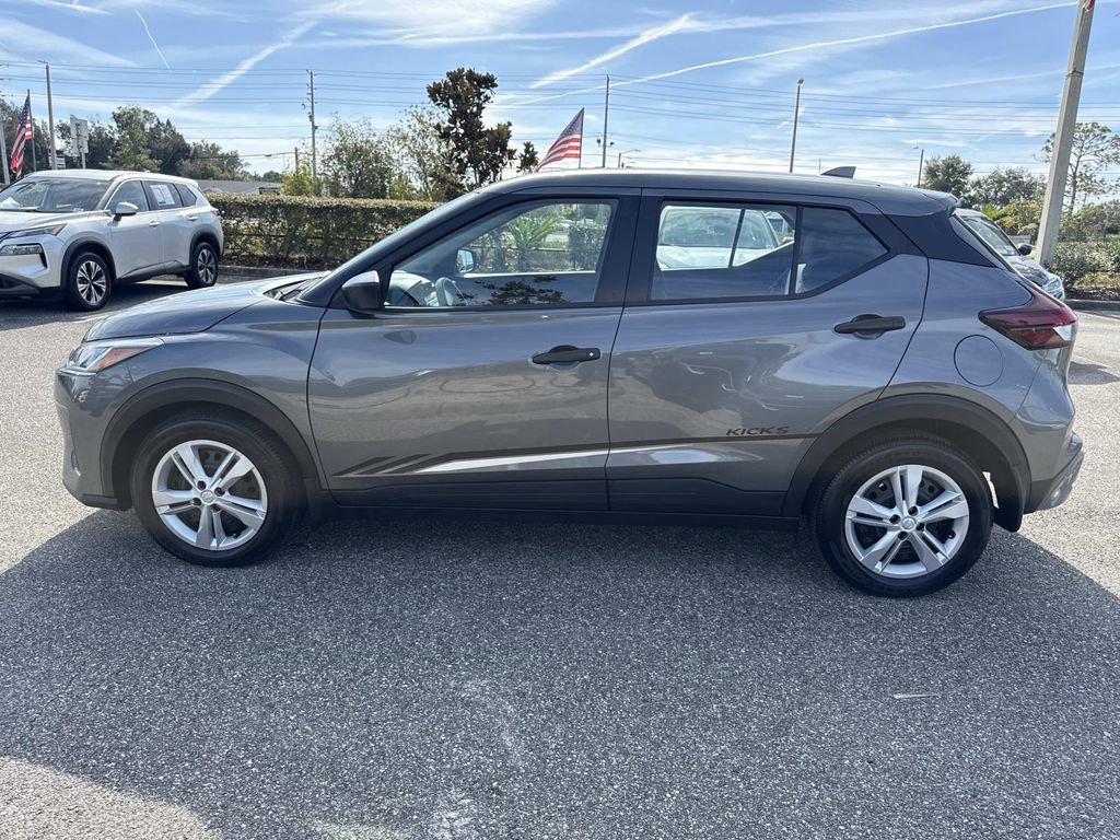 Certified 2025 Nissan Kicks Play S image 7
