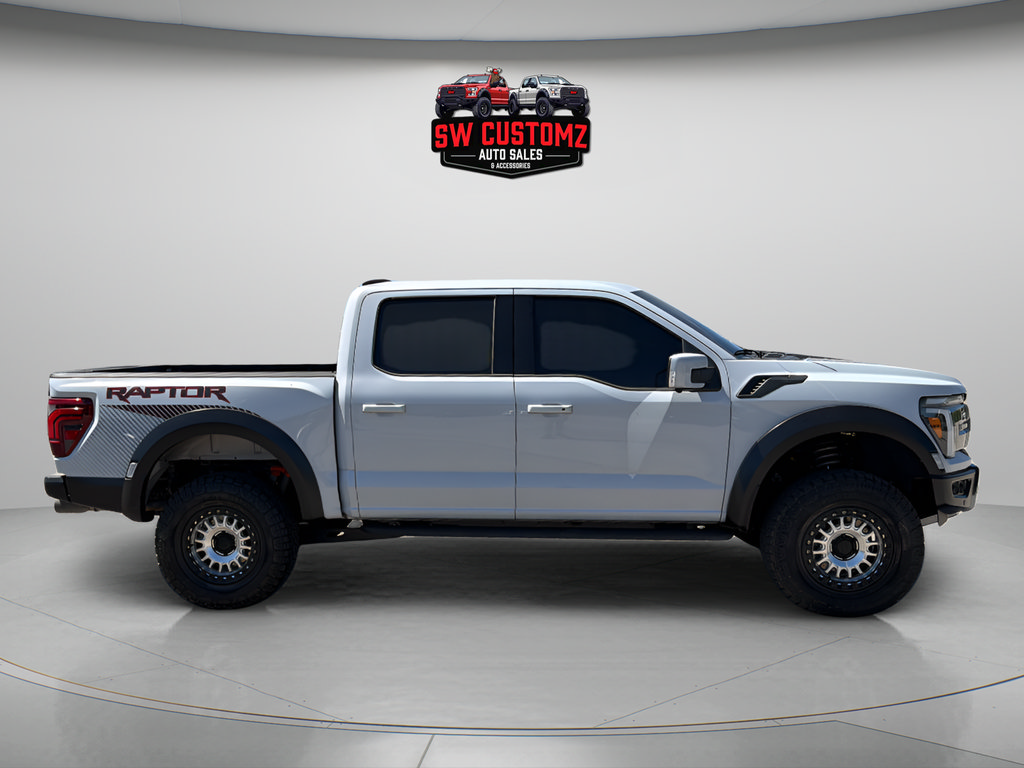 Used 2025 Ford F150 Raptor AWD/4WD image 8