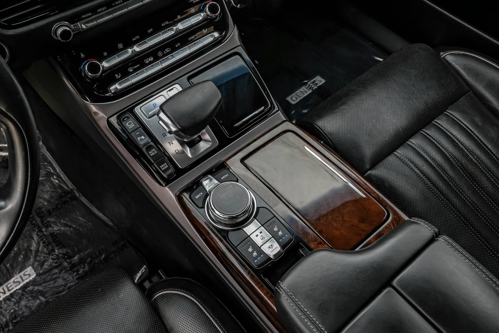 Used 2019 Genesis G90 5.0 Ultimate RWD image 23