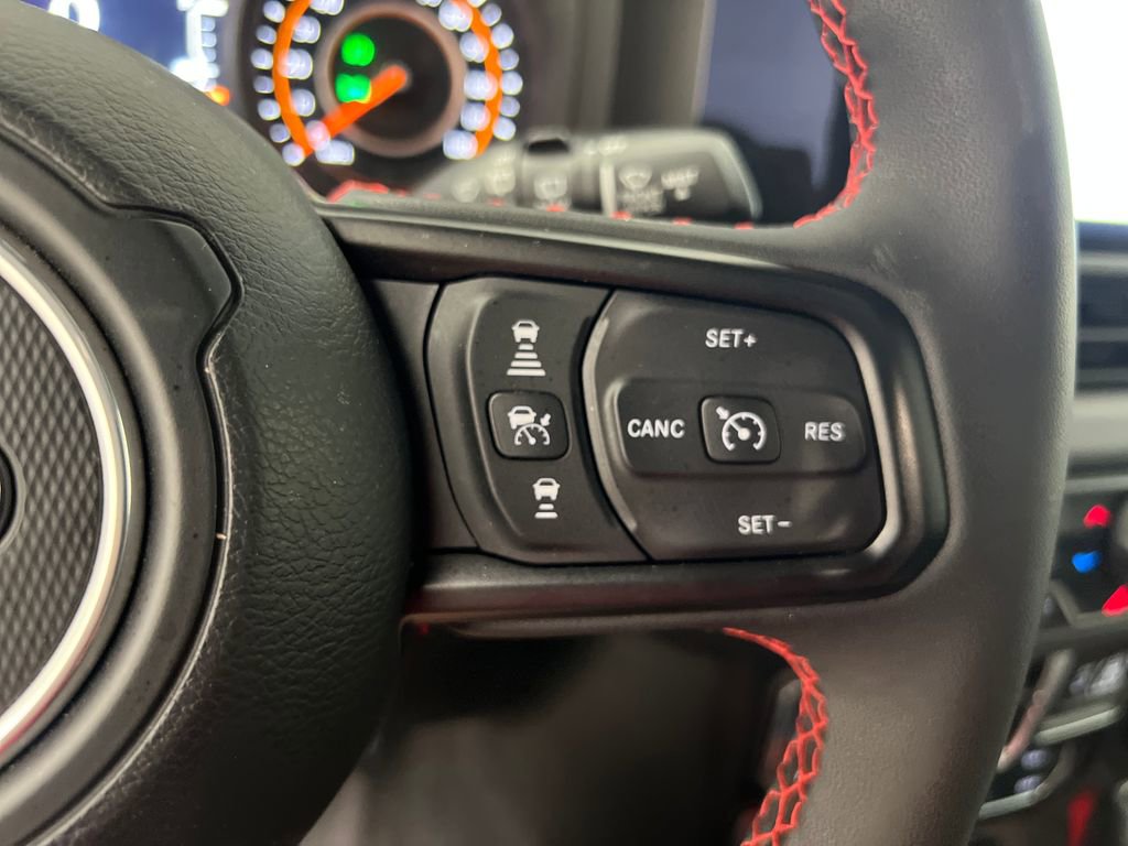 Used 2024 Jeep Wrangler Unlimited Rubicon w/ XTREMEE 35" Tire Package AWD/4WD image 39