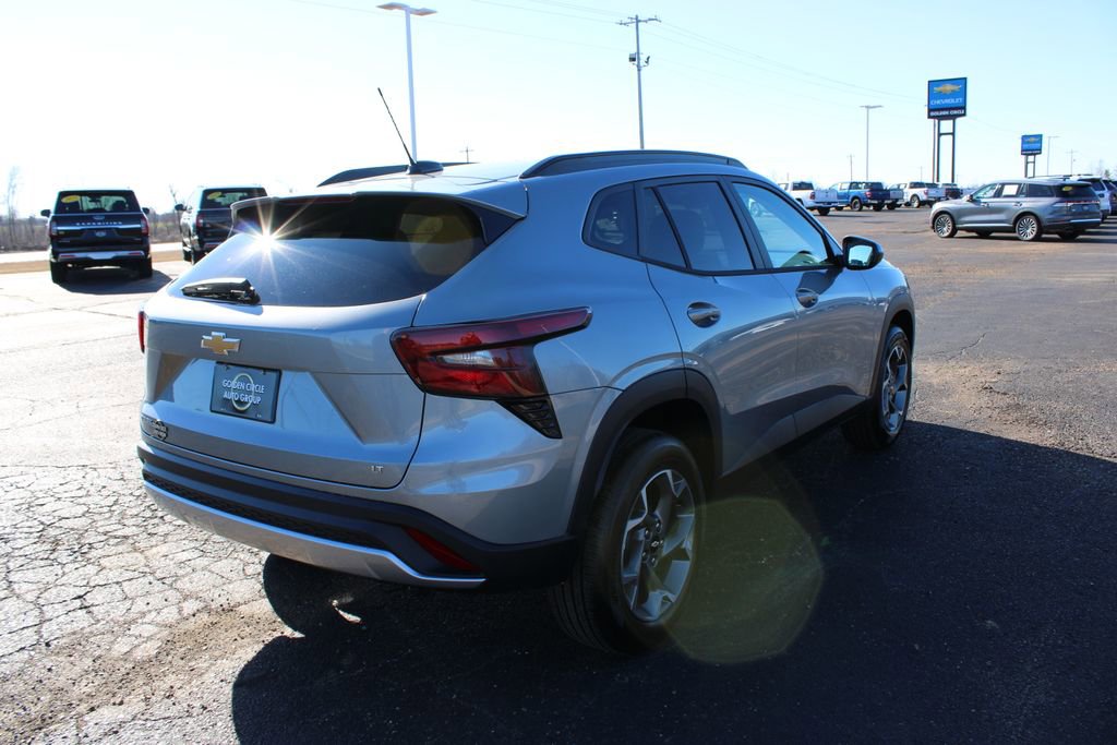 New 2026 Chevrolet Trax LT image 9