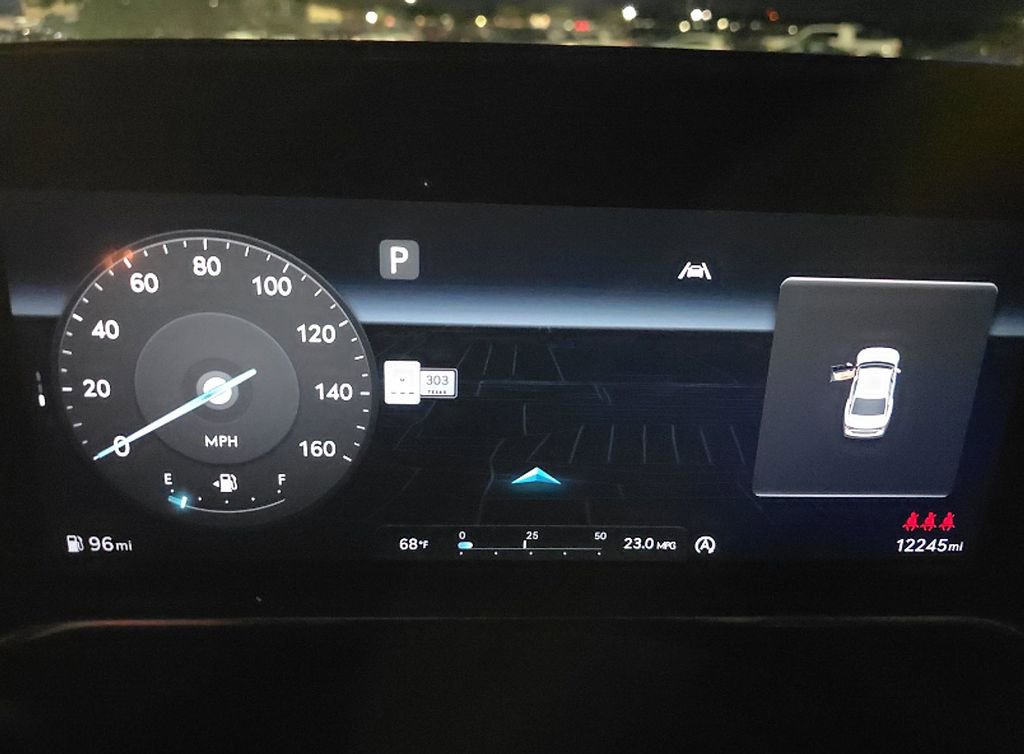 Used 2025 Genesis G90 3.5T image 7