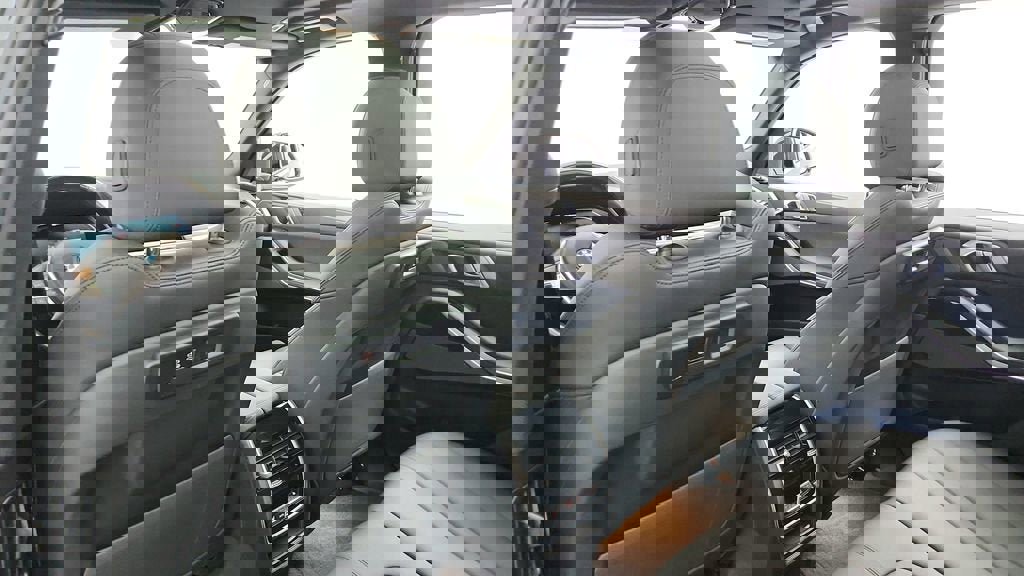 Used 2021 BMW X5 xDrive45e w/ Premium Package image 19