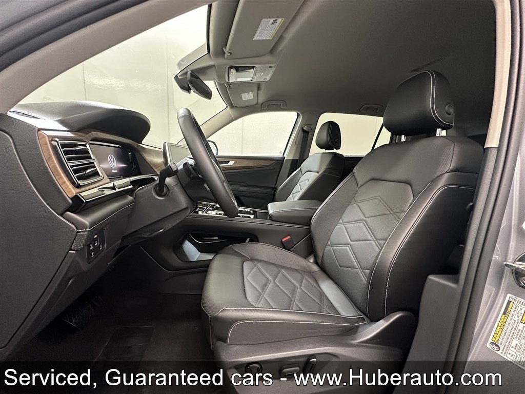 Used 2025 Volkswagen Atlas SE image 10