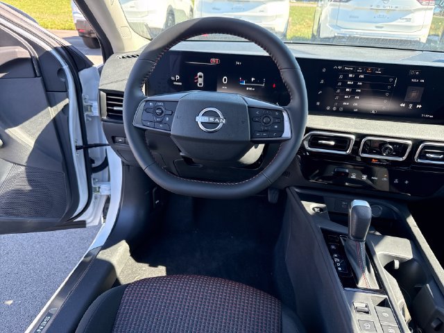 New 2027 Nissan Sentra SR w/ Floor Mat Package FWD image 16