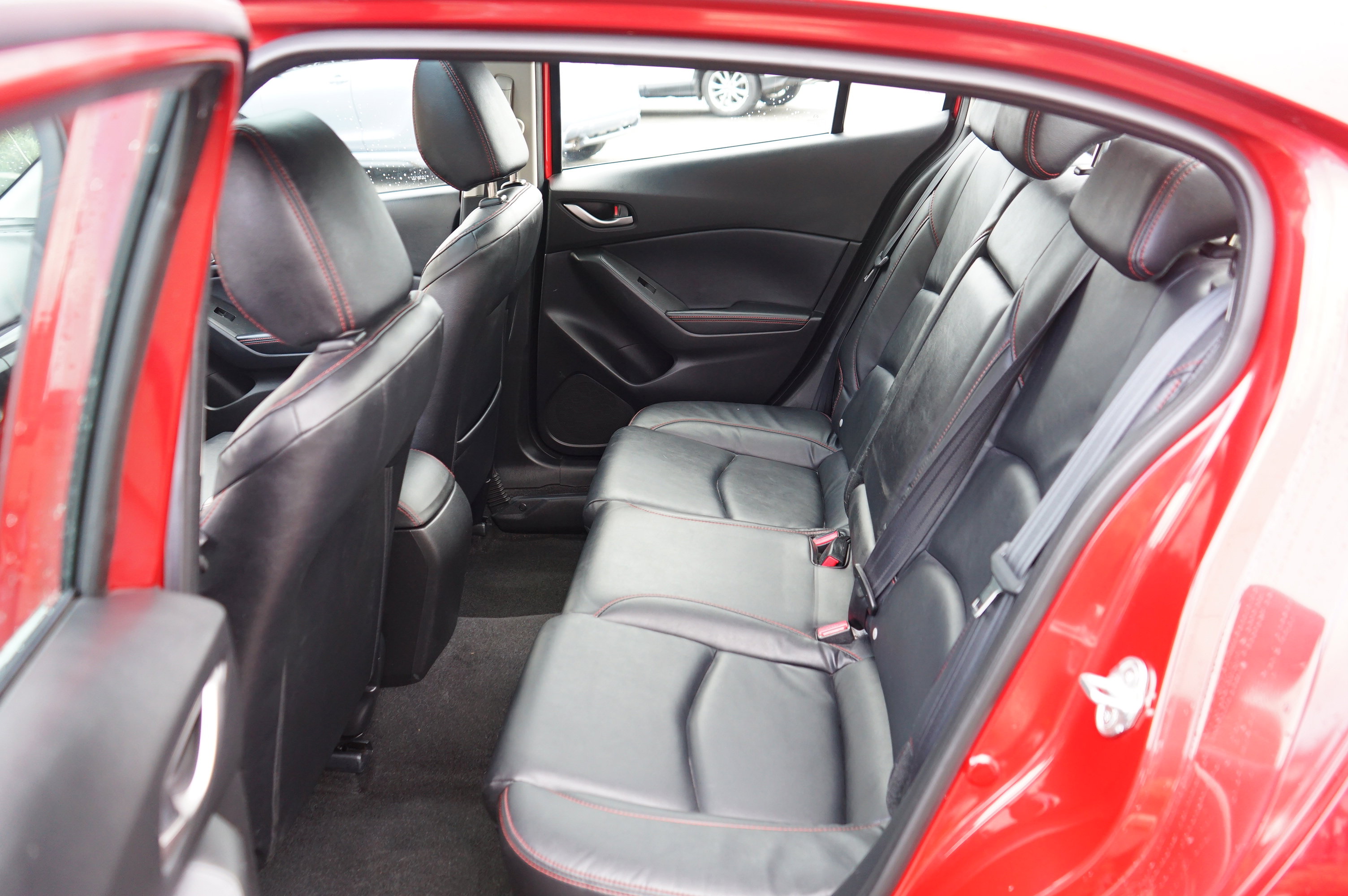 Used 2014 MAZDA MAZDA3 i Grand Touring image 18