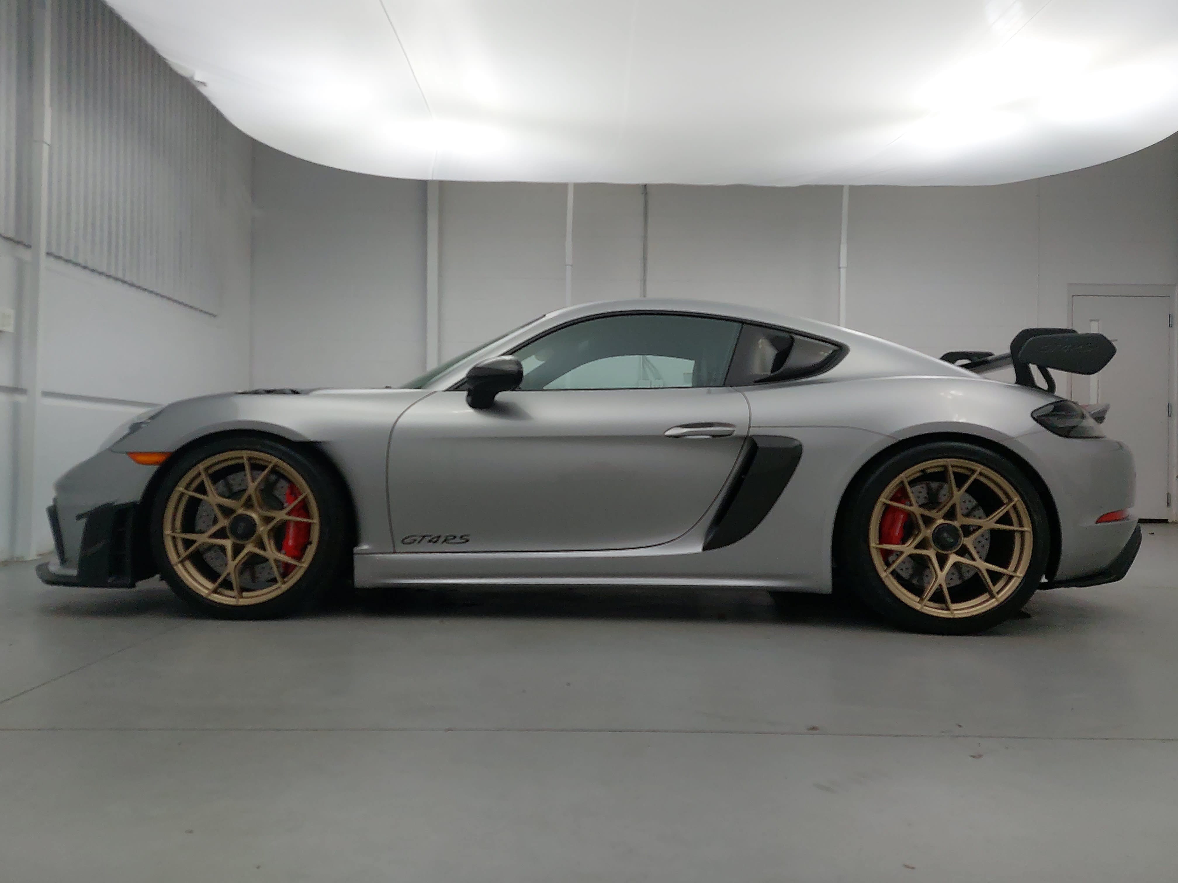 Certified 2025 Porsche 718 Cayman GT4 RS RWD image 2
