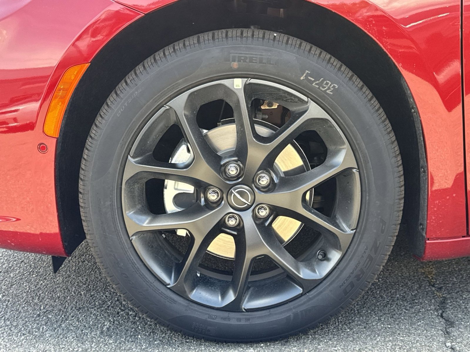 New 2026 Chrysler Pacifica Limited w/ S Appearance Package image 12