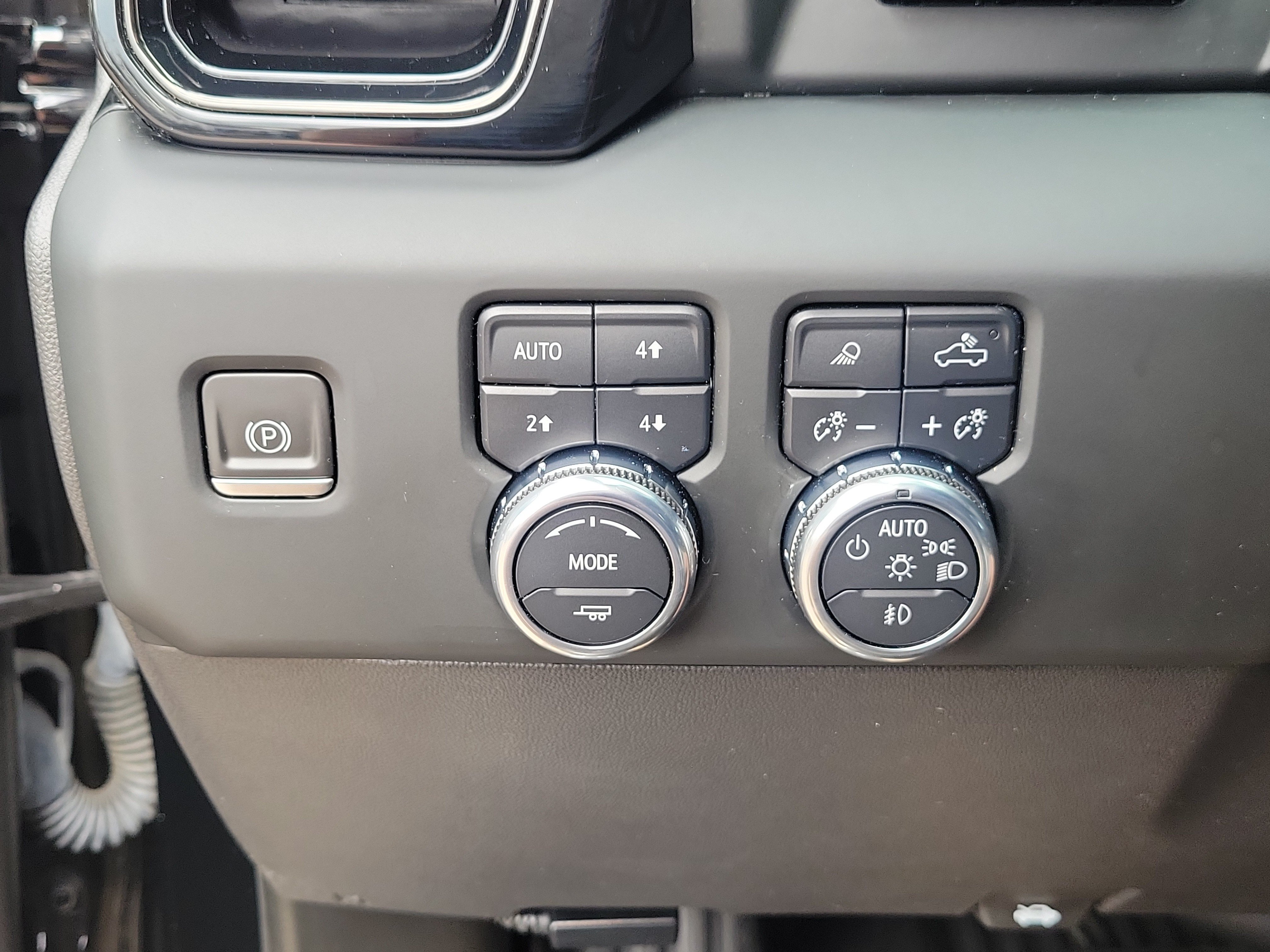 Used 2023 GMC Sierra 1500 AT4X AWD/4WD image 20