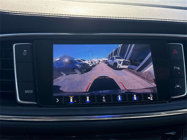 Used 2021 Buick Enclave Avenir w/ Avenir Technology Package image 32