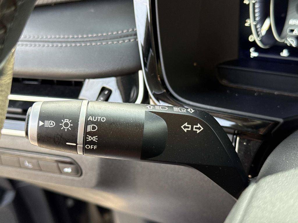 Used 2025 INFINITI QX60 Luxe w/ Vision Package AWD/4WD image 23