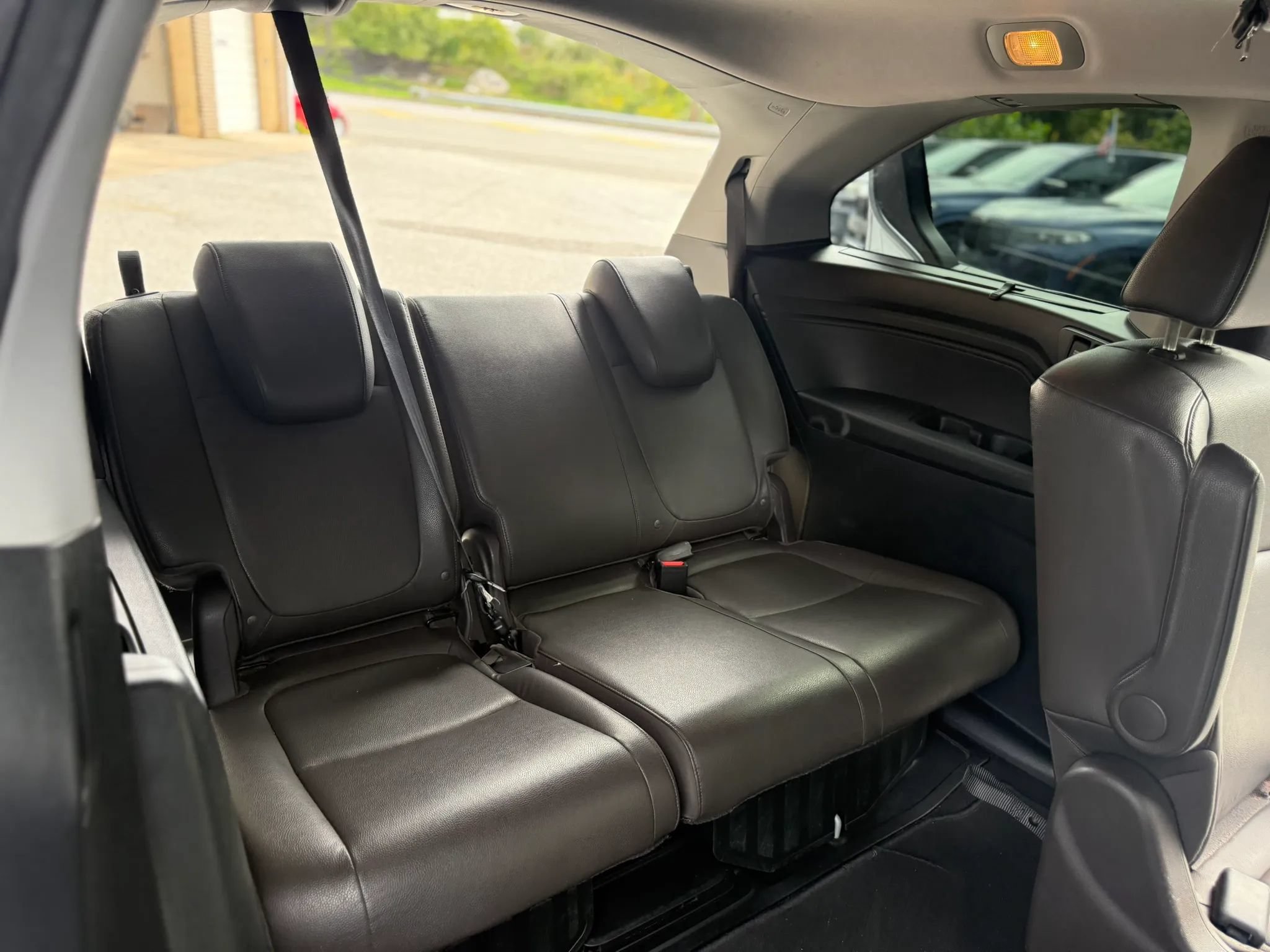 Used 2018 Honda Odyssey Touring image 11