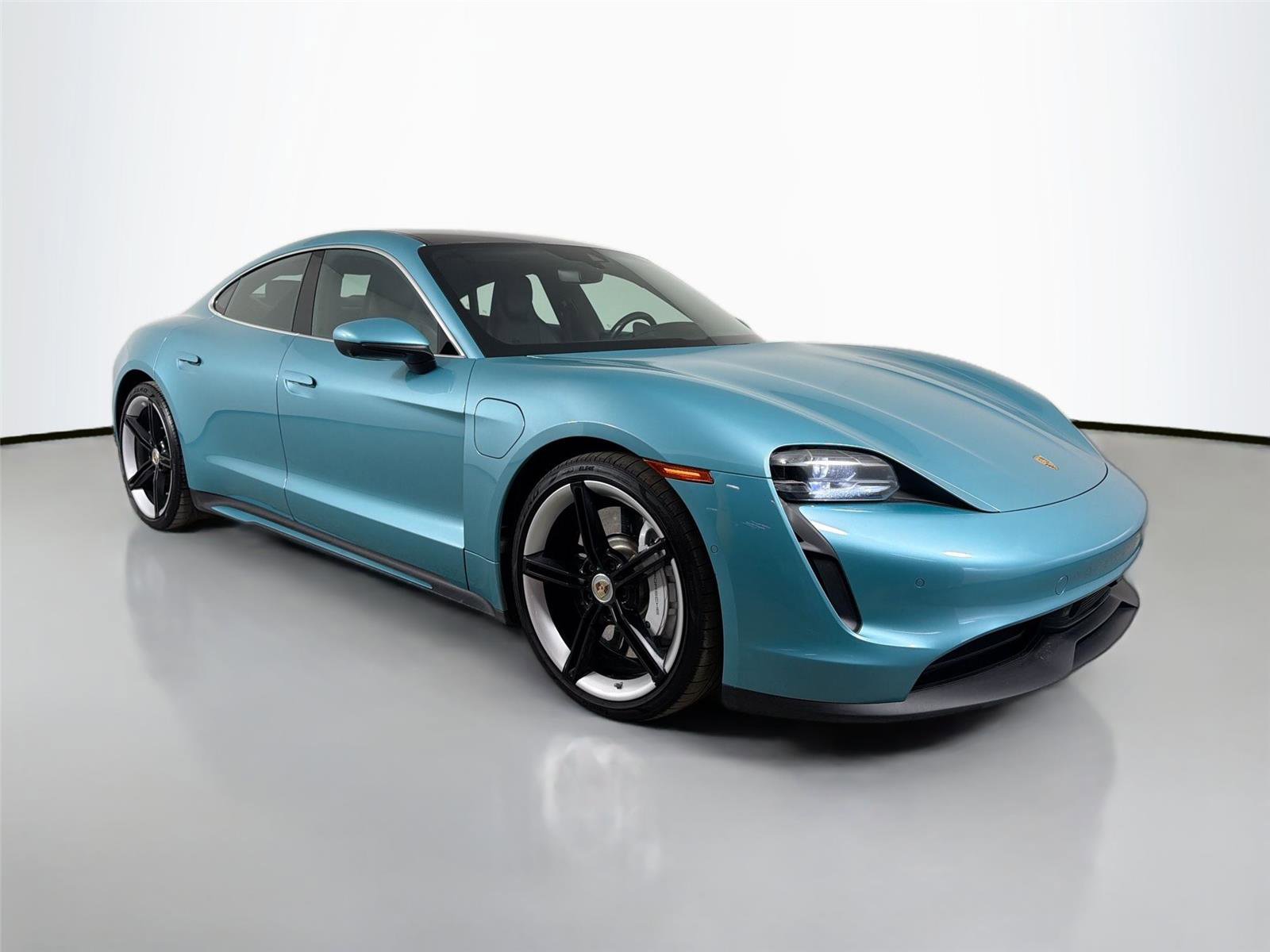 Certified 2024 Porsche Taycan 4S w/ Premium Package AWD/4WD image 9