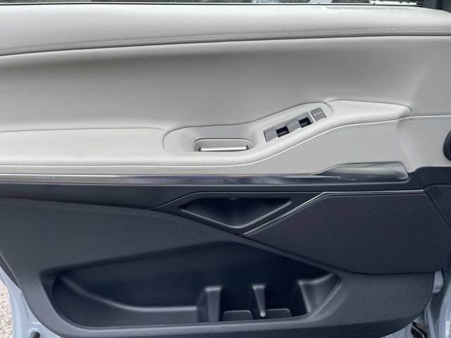 New 2026 Lincoln Navigator L Premier AWD/4WD image 23