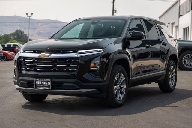 Used 2025 Chevrolet Equinox LT AWD/4WD image 48