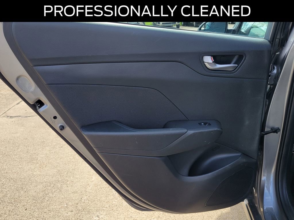 Used 2022 Hyundai Accent SEL image 12